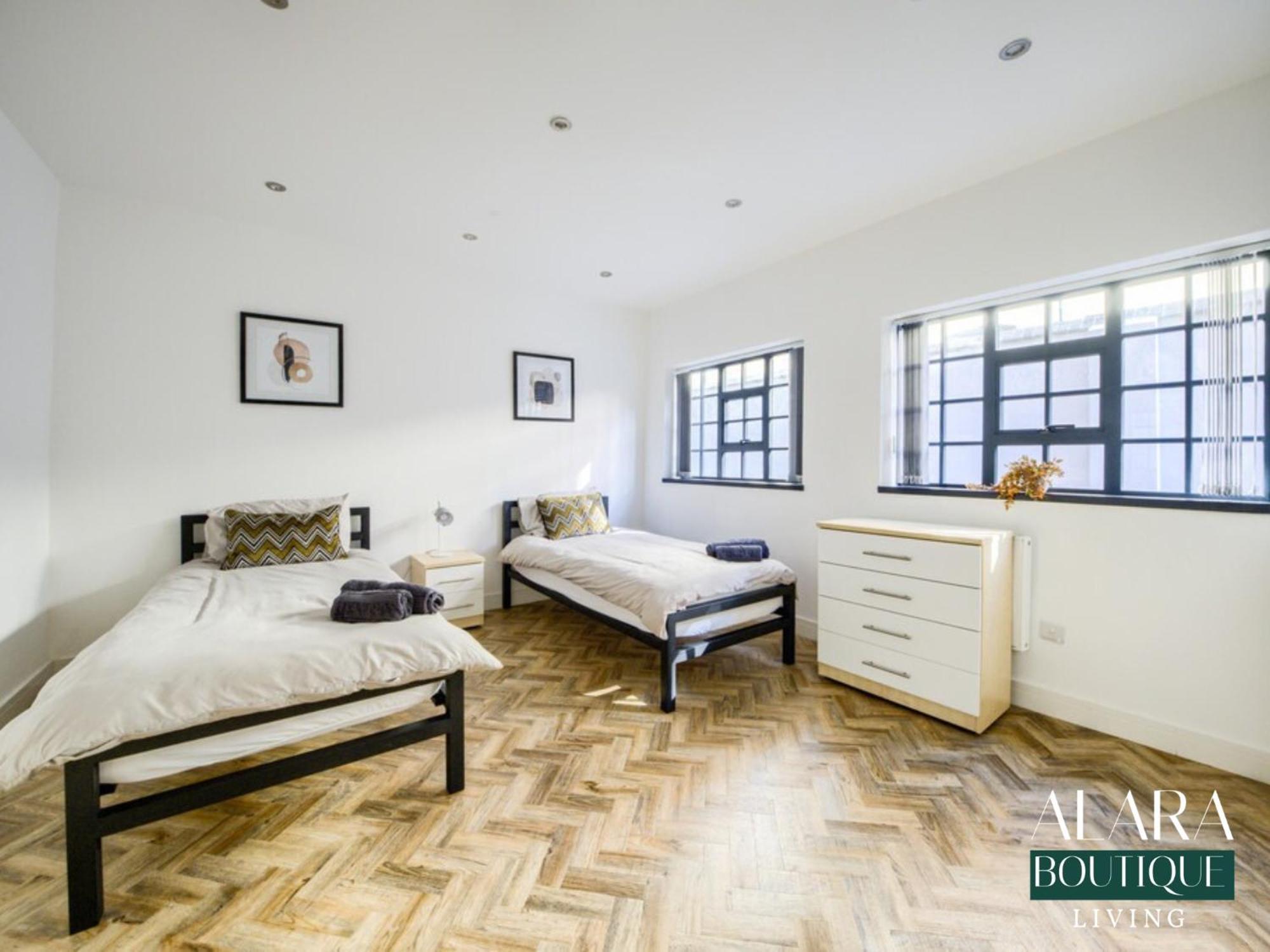 Appartement Luxury 3 Floor Townhouse Birmingham - Alara Boutique Living Extérieur photo